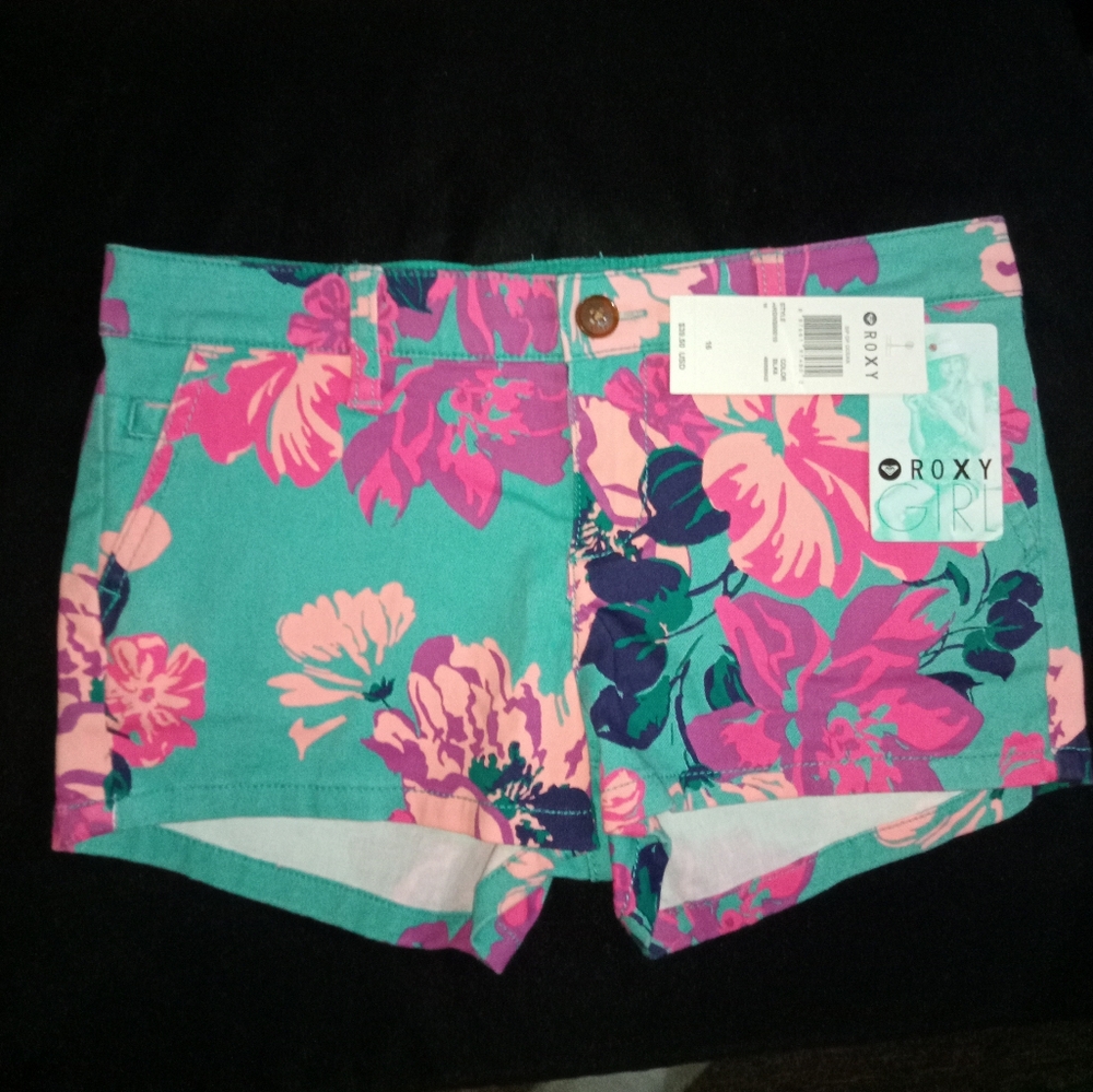 Roxy shorts